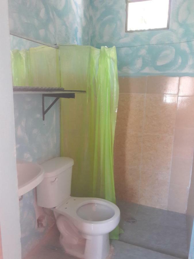 Hostal y temazcal Guemez Chichén-Itzá Buitenkant foto