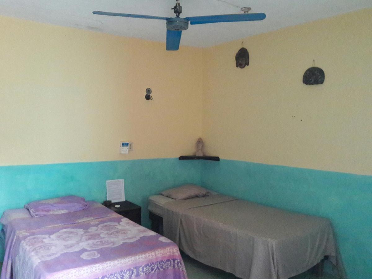 Hostal y temazcal Guemez Chichén-Itzá Buitenkant foto