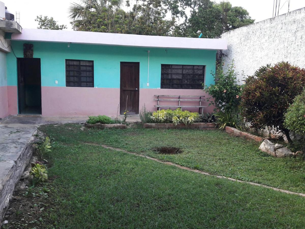 Hostal y temazcal Guemez Chichén-Itzá Buitenkant foto